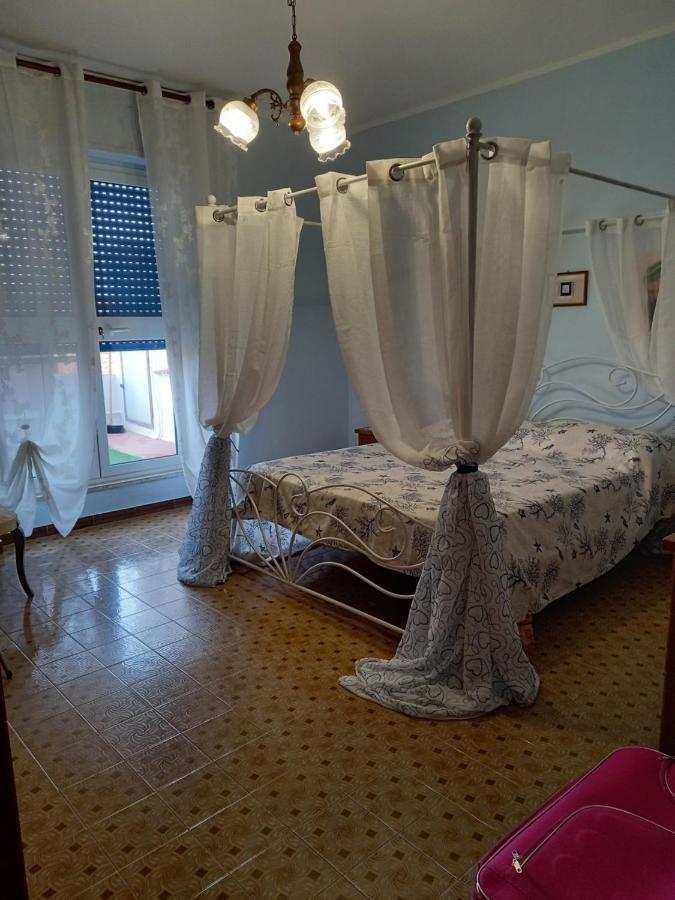 Casa Blu Oltremare Villa SantʼAntìoco Екстериор снимка